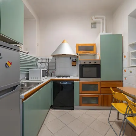 Apartment Ampio Biolocale Vicino Stazione *